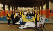 Inaugurato un sollevatore alla Piscina Scuola Vochieri per le persone disabili