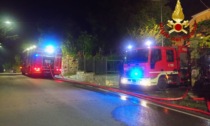 Incendio in un deposito a Borgo Fornari, intervengono i Vigili del Fuoco