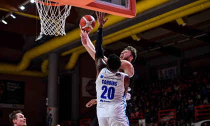 Derthona Basket, sconfitta in volata nella trasferta contro Pesaro