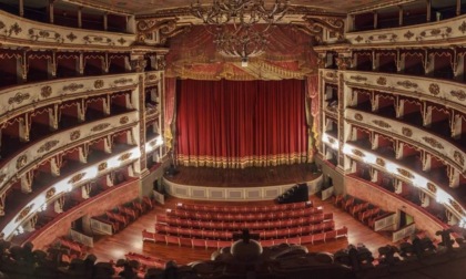 A Casale Monferrato l'inaugurazione del Teatro Municipale con Anna Mazzamauro