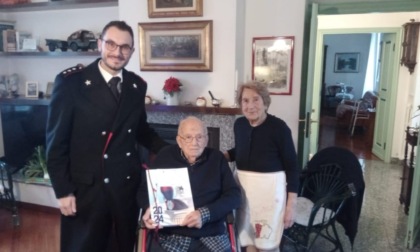 Tortona, auguri dei Carabinieri al centenario Bruno Giovannetti