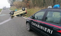 Auto ribaltata a Rosignano Monferrato: nessuna conseguenza per la conducente