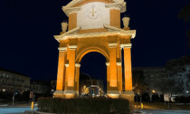 Alessandria, arco di piazza Genova in giallo a 100 giorni dal Tour de France