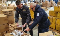 Gdf, sequestrati nel porto di Genova oltre 98 mila articoli di bigiotteria