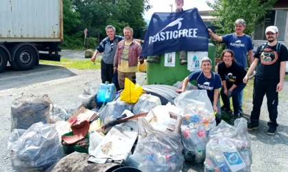 Giornata di pulizia lungo il torrente Stura: raccolte tonnellate di rifiuti