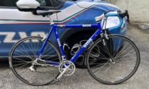 Ritrovate 9 biciclette rubate in una cantina a Torino: denunciato 42enne per ricettazione