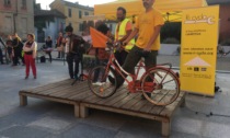 Bici, lo strumento più green da usare: ce n'è per tutti i gusti in piazza Santa Maria di Castello