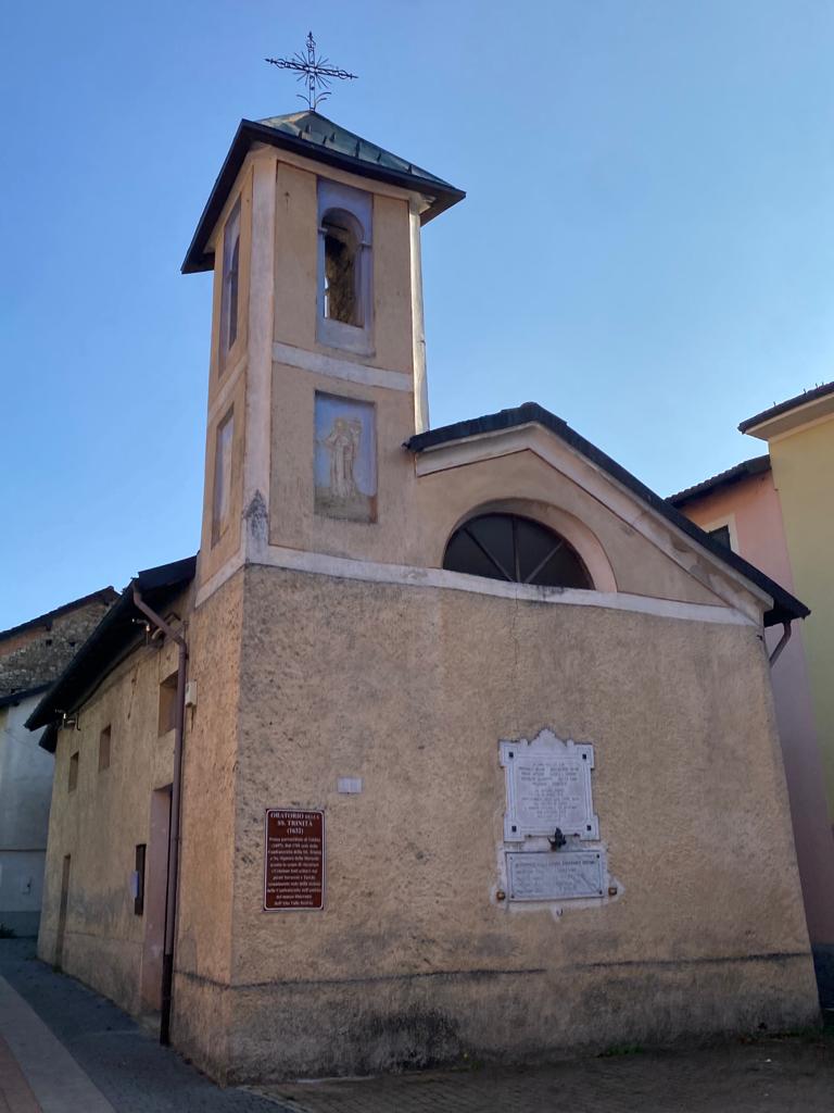 oratorio di vobbia veduta esterna